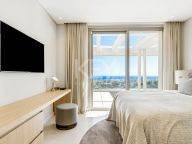 Penthouse for sale in La Quinta, Benahavis