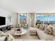 Penthouse for sale in La Quinta, Benahavis
