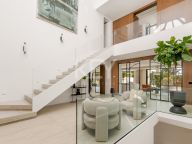 Villa en venta en El Rosario, Marbella Este