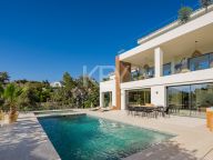 Villa en venta en El Rosario, Marbella Este