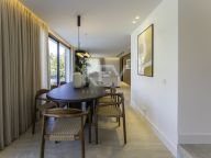 Villa en venta en El Rosario, Marbella Este