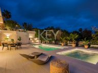 Villa en venta en El Rosario, Marbella Este