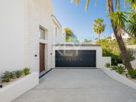 Villa en venta en El Rosario, Marbella Este