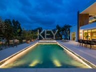 Villa en venta en El Rosario, Marbella Este
