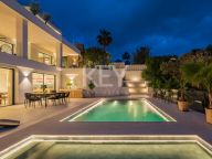 Villa en venta en El Rosario, Marbella Este