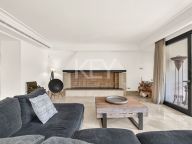 Apartment for sale in Los Monteros, Marbella East