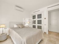 Apartment for sale in Los Monteros, Marbella East