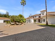 Villa for sale in Guadalmina Baja, San Pedro de Alcantara
