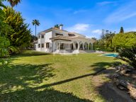 Villa for sale in Guadalmina Baja, San Pedro de Alcantara