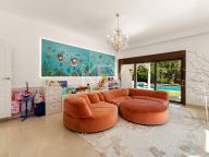 Villa for sale in Guadalmina Baja, San Pedro de Alcantara