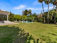Villa for sale in Guadalmina Baja, San Pedro de Alcantara