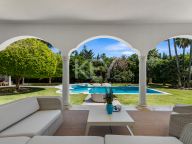 Villa for sale in Guadalmina Baja, San Pedro de Alcantara
