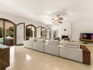 Villa for sale in Guadalmina Baja, San Pedro de Alcantara