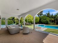 Villa for sale in Guadalmina Baja, San Pedro de Alcantara
