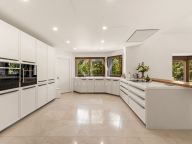 Villa for sale in Guadalmina Baja, San Pedro de Alcantara