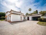 Villa for sale in Guadalmina Baja, San Pedro de Alcantara