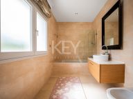 Villa for sale in Guadalmina Baja, San Pedro de Alcantara