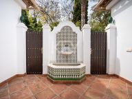 Villa for sale in Guadalmina Baja, San Pedro de Alcantara