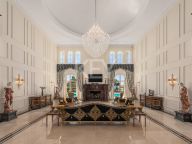 Villa for sale in Sierra Blanca, Marbella Golden Mile