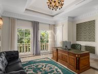 Villa for sale in Sierra Blanca, Marbella Golden Mile
