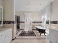 Villa for sale in Sierra Blanca, Marbella Golden Mile