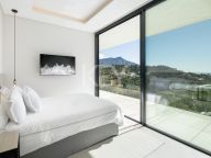 Villa for sale in El Madroñal, Benahavis