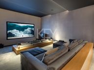 Villa for sale in El Madroñal, Benahavis