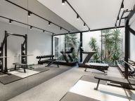 Villa for sale in El Madroñal, Benahavis