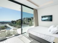 Villa for sale in El Madroñal, Benahavis