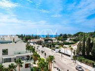 Duplex Penthouse for sale in Benalús, Marbella Golden Mile