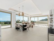 Duplex Penthouse for sale in Benalús, Marbella Golden Mile