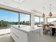 Duplex Penthouse for sale in Benalús, Marbella Golden Mile
