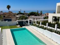Villa for sale in Elviria, Marbella East