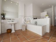 Villa for sale in Guadalmina Baja, San Pedro de Alcantara