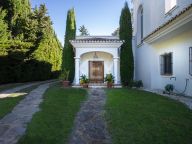 Villa for sale in Guadalmina Baja, San Pedro de Alcantara