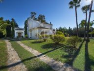 Villa for sale in Guadalmina Baja, San Pedro de Alcantara