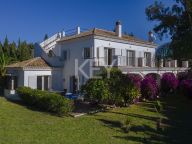 Villa for sale in Guadalmina Baja, San Pedro de Alcantara