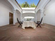 Villa for sale in Guadalmina Baja, San Pedro de Alcantara