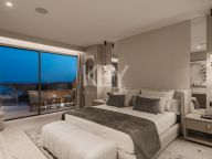 Apartment for sale in La Cerquilla, Nueva Andalucia