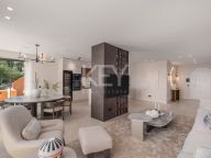 Apartment for sale in La Cerquilla, Nueva Andalucia