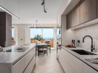 Apartment for sale in La Cerquilla, Nueva Andalucia