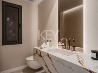 Apartment for sale in La Cerquilla, Nueva Andalucia