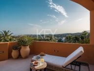 Apartment for sale in La Cerquilla, Nueva Andalucia