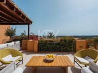 Apartment for sale in La Cerquilla, Nueva Andalucia