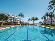 Apartamento Planta Baja en venta en Coral Beach, Marbella Golden Mile