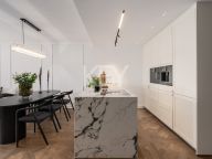 Apartamento Planta Baja en venta en Coral Beach, Marbella Golden Mile