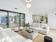 Villa for sale in La Quinta, Benahavis