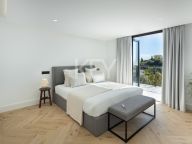 Villa for sale in La Quinta, Benahavis