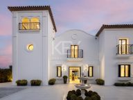 Villa for sale in La Quinta, Benahavis