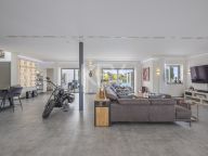 Вилла на продажу в Elviria, Восточная Марбелья